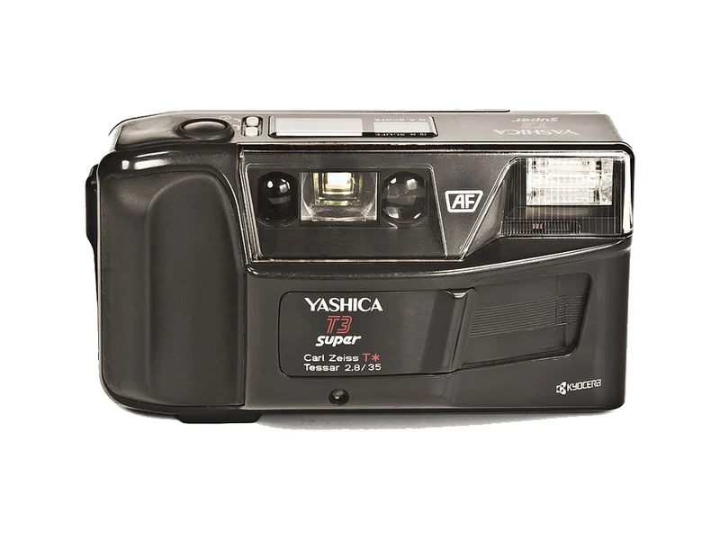Yashica T3