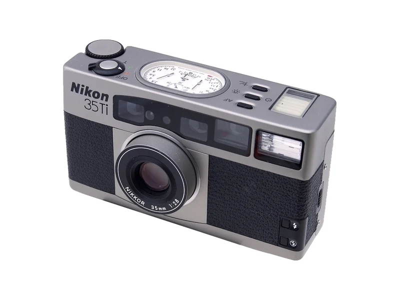 Nikon Ti cameras