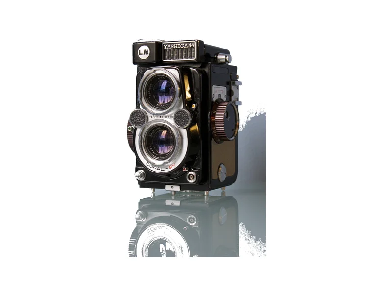 Yashica LM