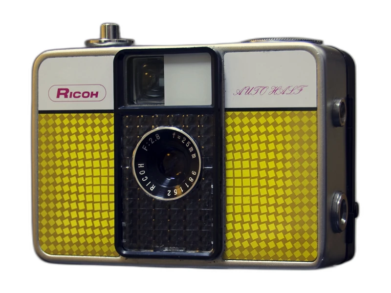Ricoh Auto Half E