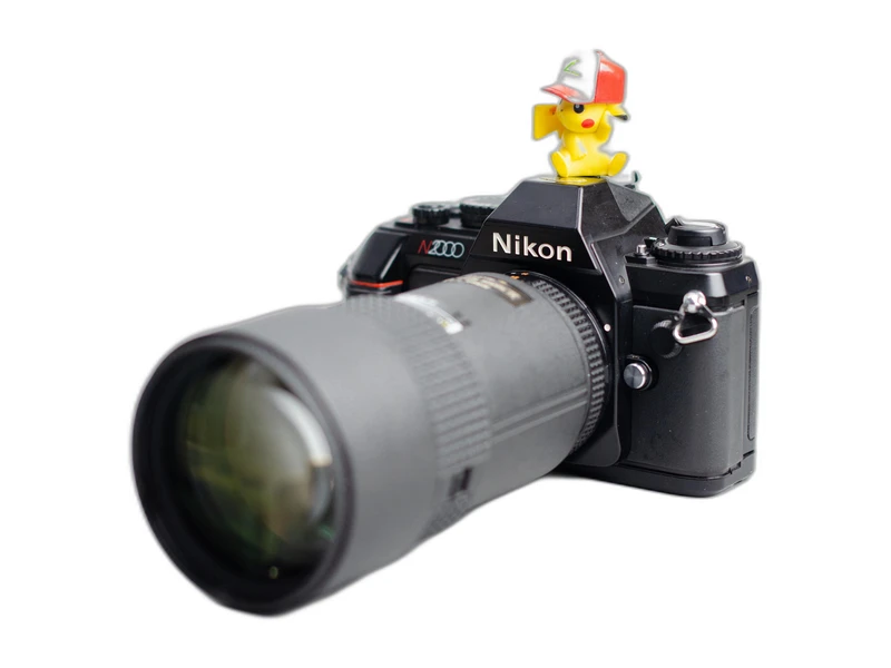 Nikon N2000