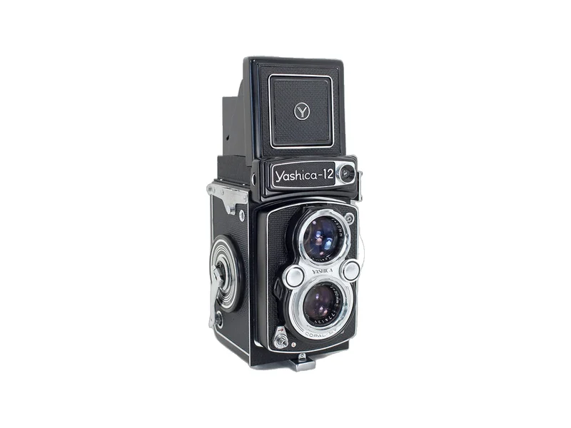 Yashica 12