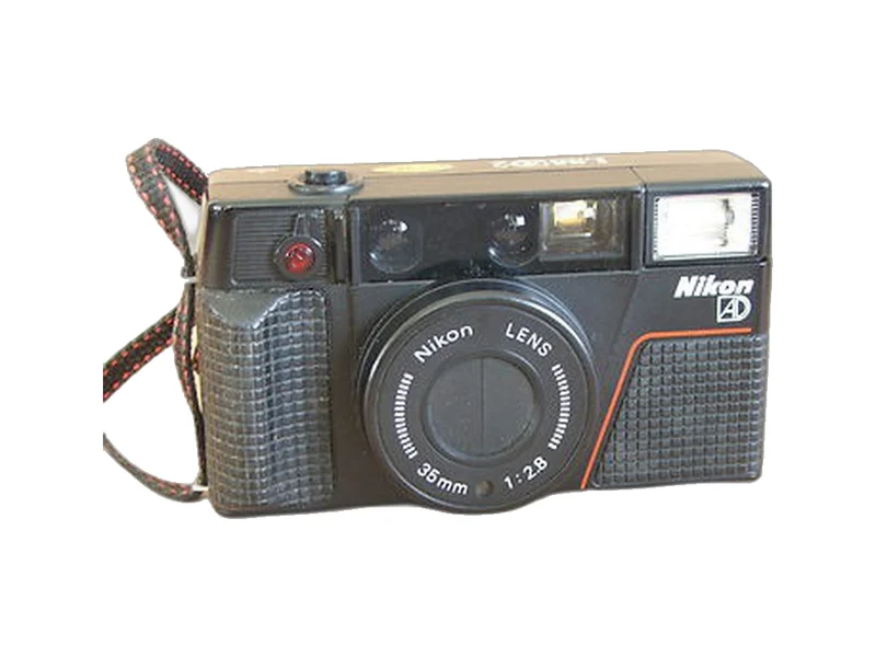 Nikon L35 AD