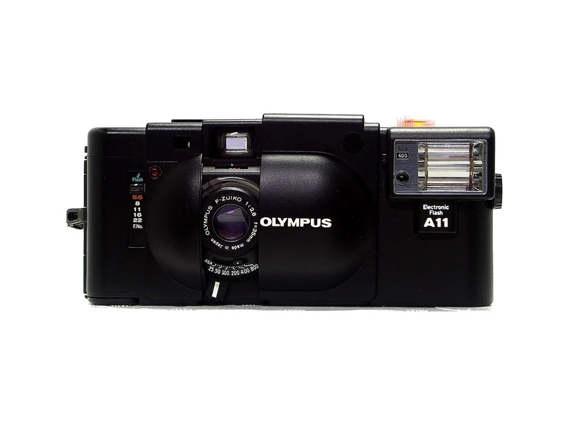 Olympus XA-2
