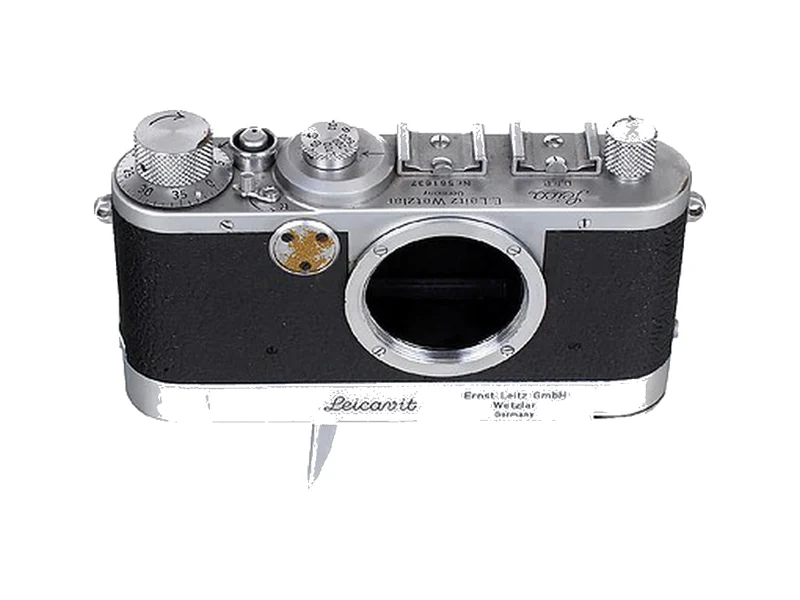 Leica Ic (w/Leicavit)