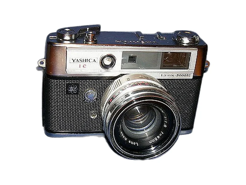 Yashica Lynx 5000 E