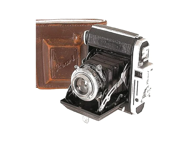 Konica Pearl IIB