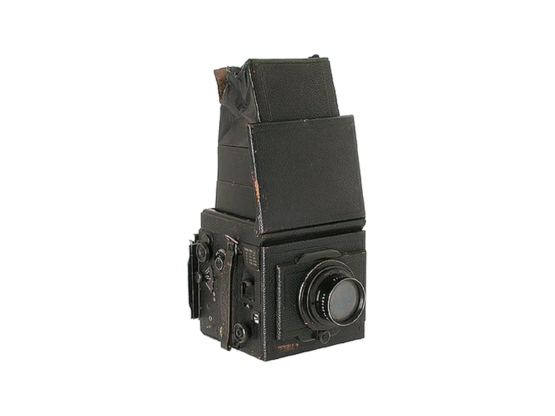 ICA Reflex (756, 9x12, Tudor)