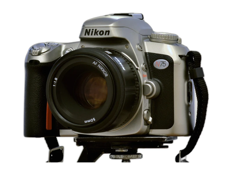 Nikon N75