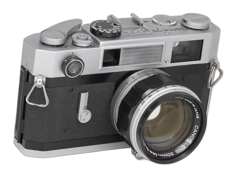 Canon 7SZ