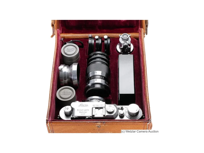 Leica III (Mod.F) chrome outfit