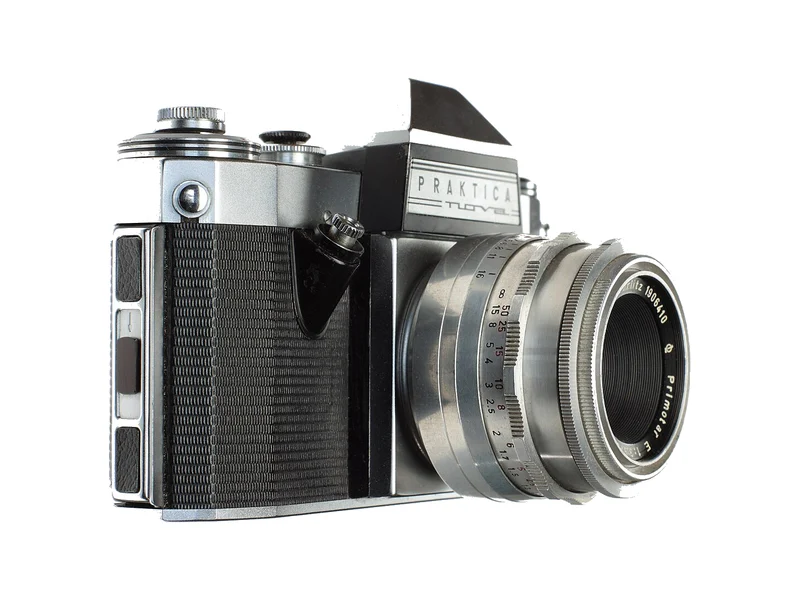 Praktica Nova