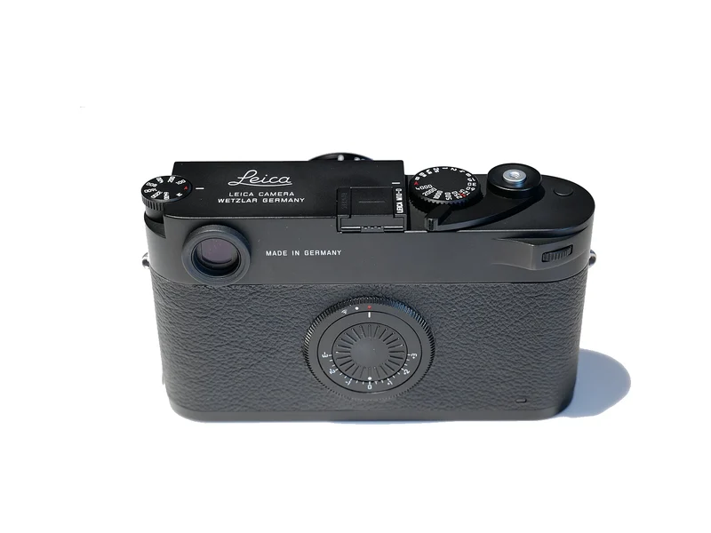 Leica M10-D