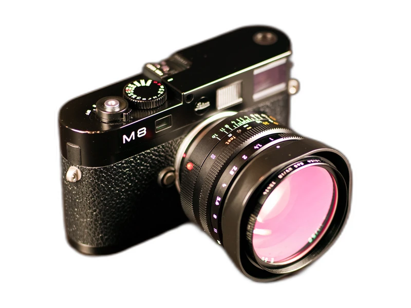 Leica M8