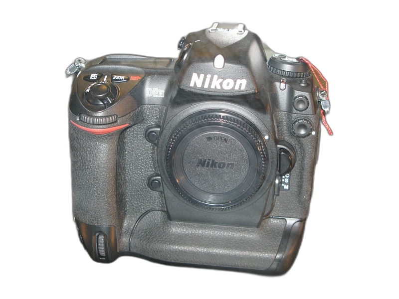 Nikon D2H