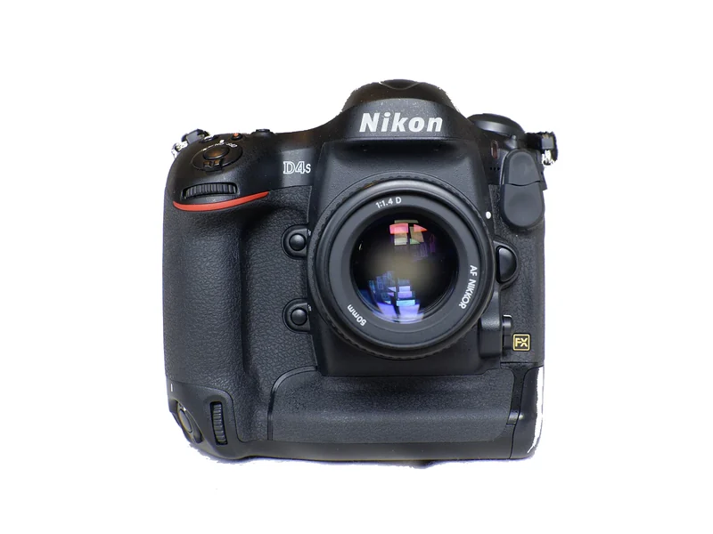 Nikon D4S