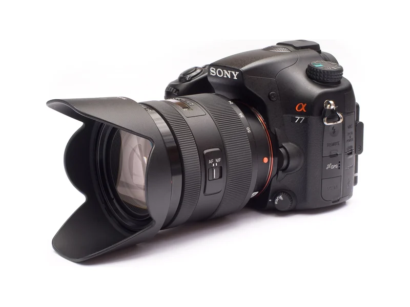 Sony α77