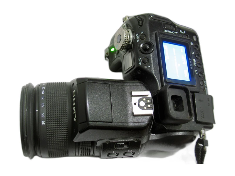 Sony Cyber-shot DSC-F828