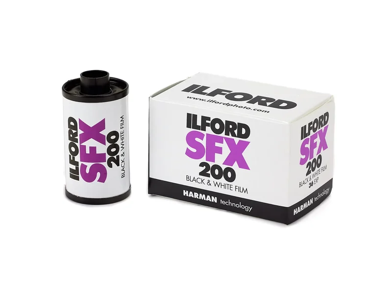 ILFORD SFX 200 (Extended Red)