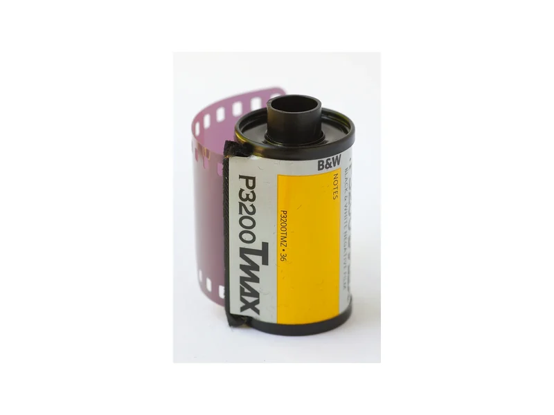 Kodak Professional T-Max P3200 (TMZ)